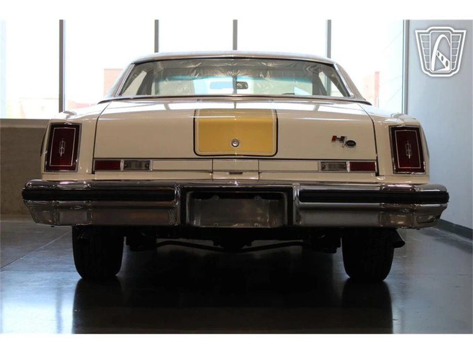 1974 Oldsmobile Cutlass Supreme - Image 27 of 31
