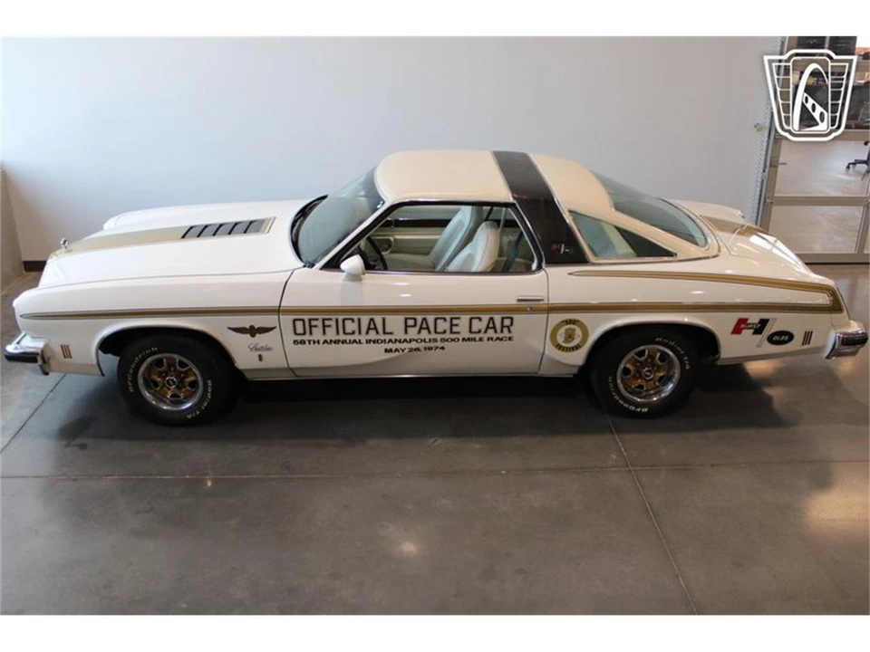 1974 Oldsmobile Cutlass Supreme - Image 18 of 31
