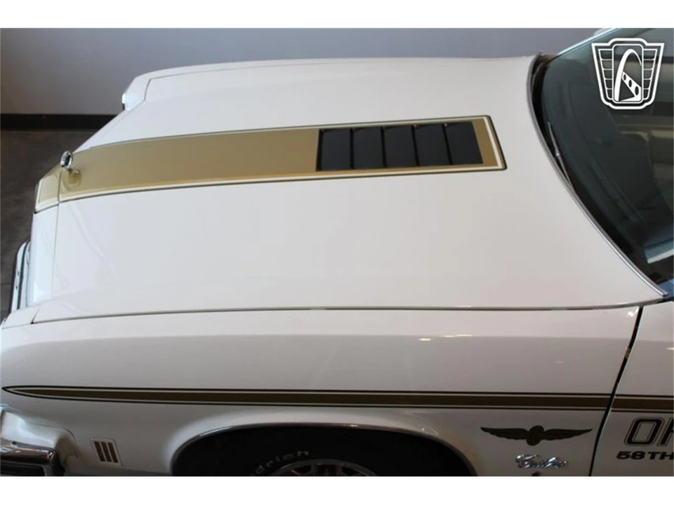 1974 Oldsmobile Cutlass Supreme - Image 28 of 31