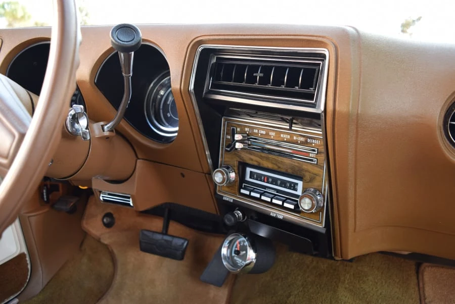 1974 Oldsmobile Cutlass Supreme - Image 7 of 10
