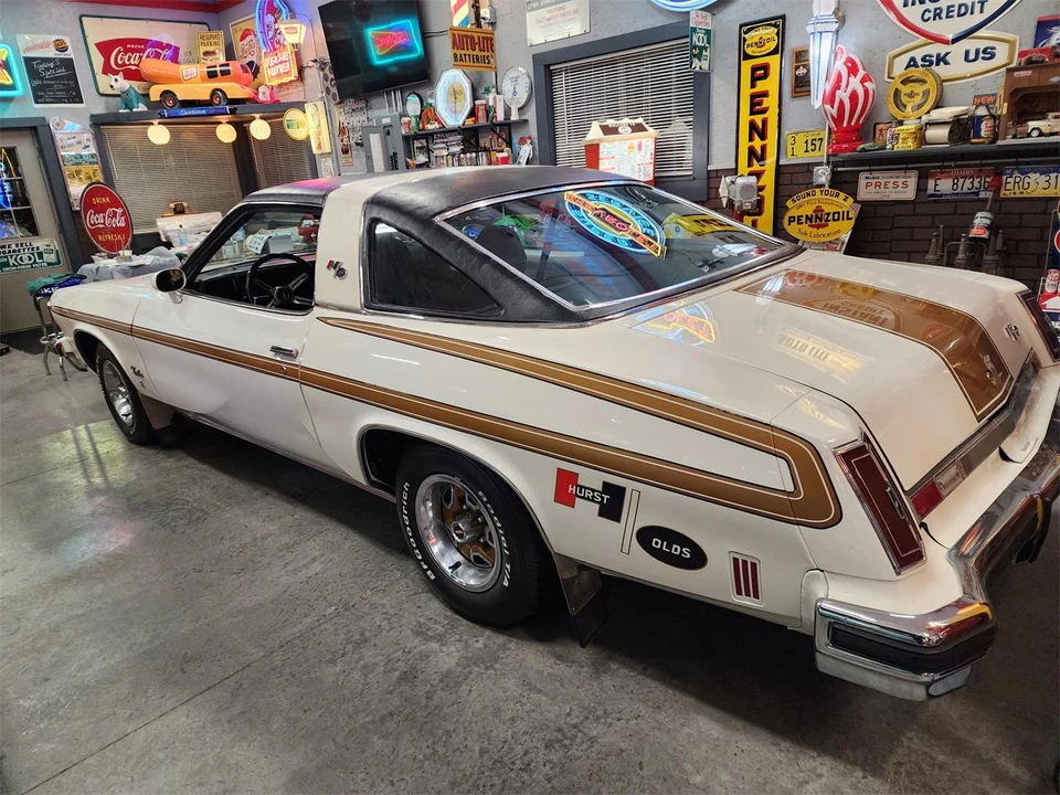 1974 Oldsmobile Hurst/Olds - Image 7 of 13