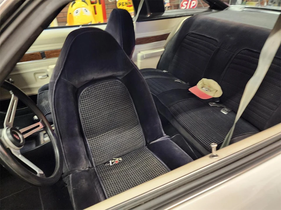 1974 Oldsmobile Hurst/Olds - Image 9 of 13