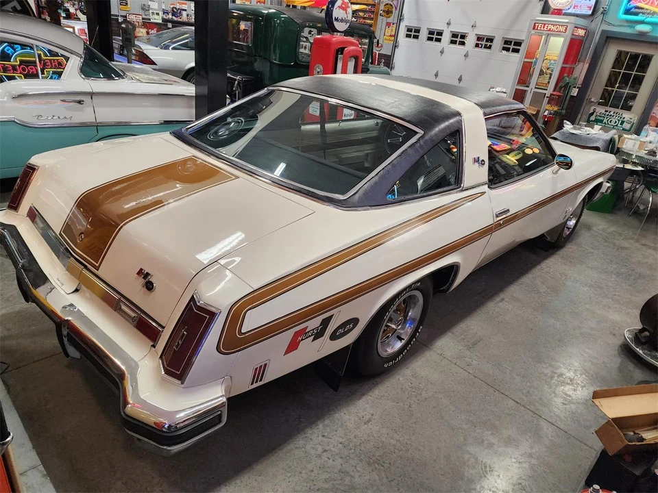 1974 Oldsmobile Hurst/Olds - Image 11 of 13