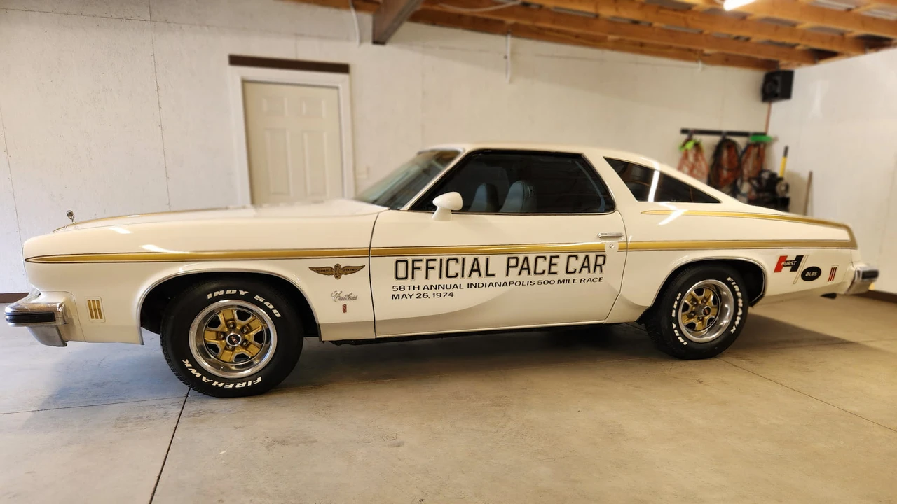 1974 Oldsmobile Hurst/Olds - Image 11 of 18