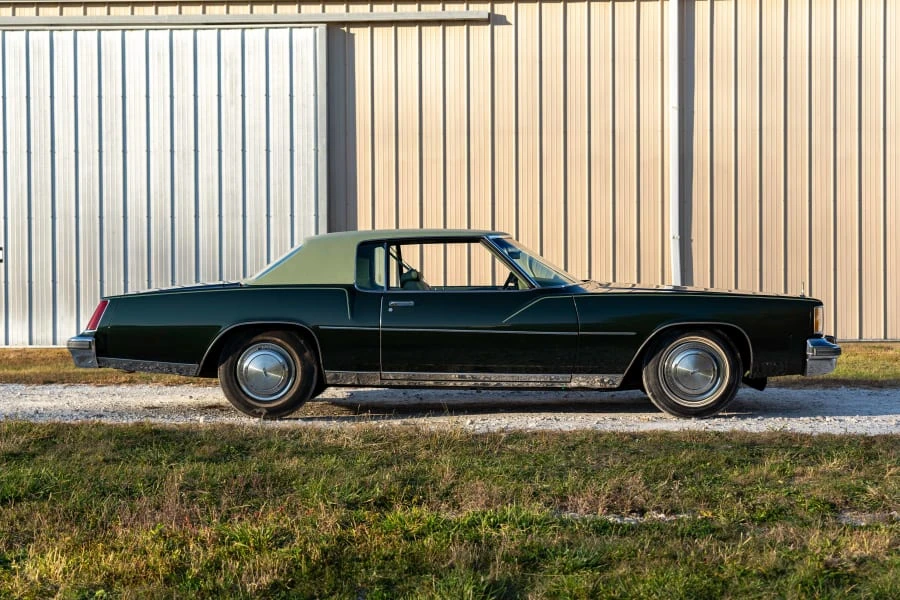 1974 Oldsmobile Toronado - Image 7 of 19