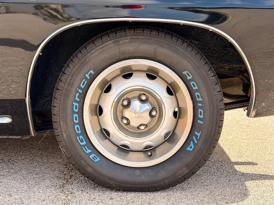 1974 Plymouth 'Cuda 3rd Gen Coupe - Image 17 of 31