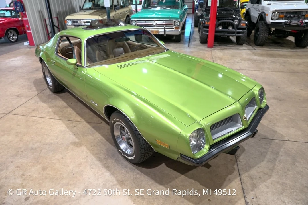 1974 Pontiac Firebird Esprit 2nd Gen - Image 14 of 31