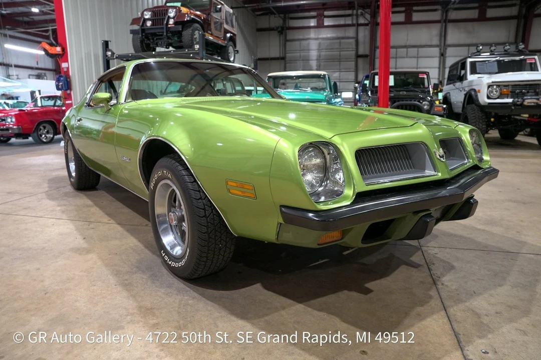 1974 Pontiac Firebird Esprit 2nd Gen - Image 12 of 31