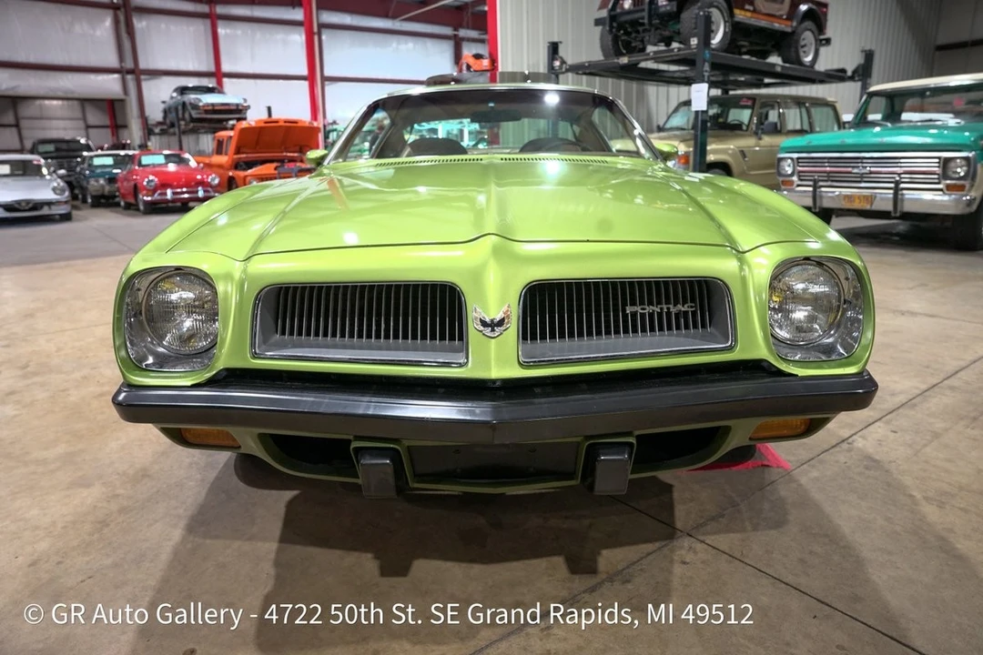 1974 Pontiac Firebird Esprit 2nd Gen - Image 13 of 31