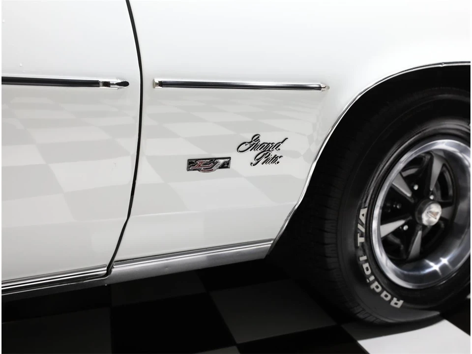 1974 Pontiac Grand Prix 3rd+ Gen - Image 17 of 31