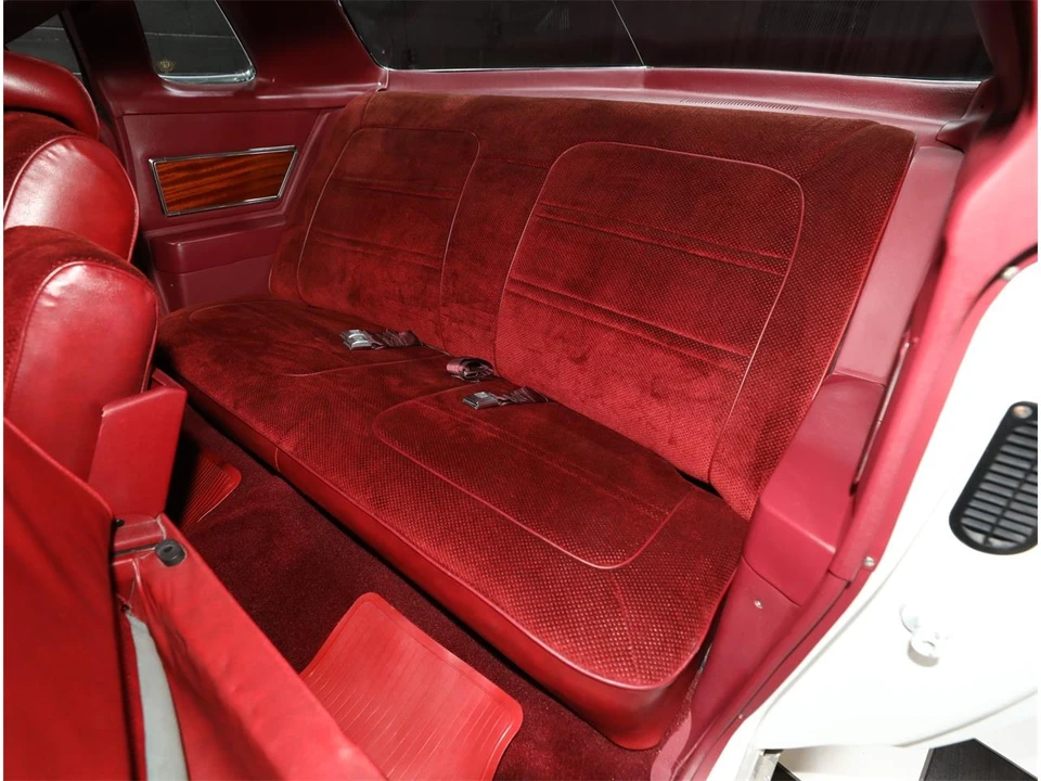 1974 Pontiac Grand Prix 3rd+ Gen - Image 4 of 31