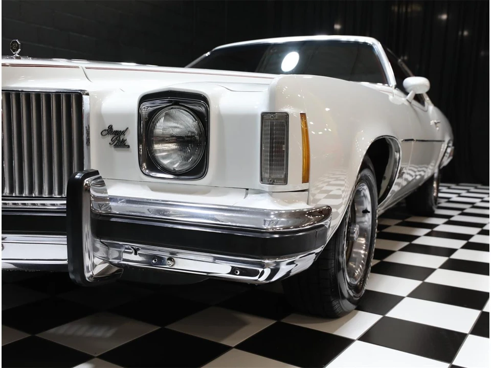 1974 Pontiac Grand Prix 3rd+ Gen - Image 9 of 31