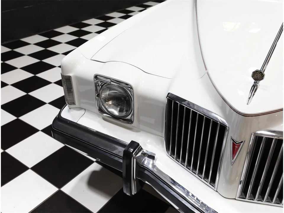 1974 Pontiac Grand Prix 3rd+ Gen - Image 14 of 31