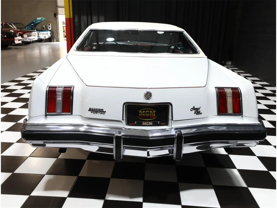 1974 Pontiac Grand Prix 3rd+ Gen - Image 25 of 31