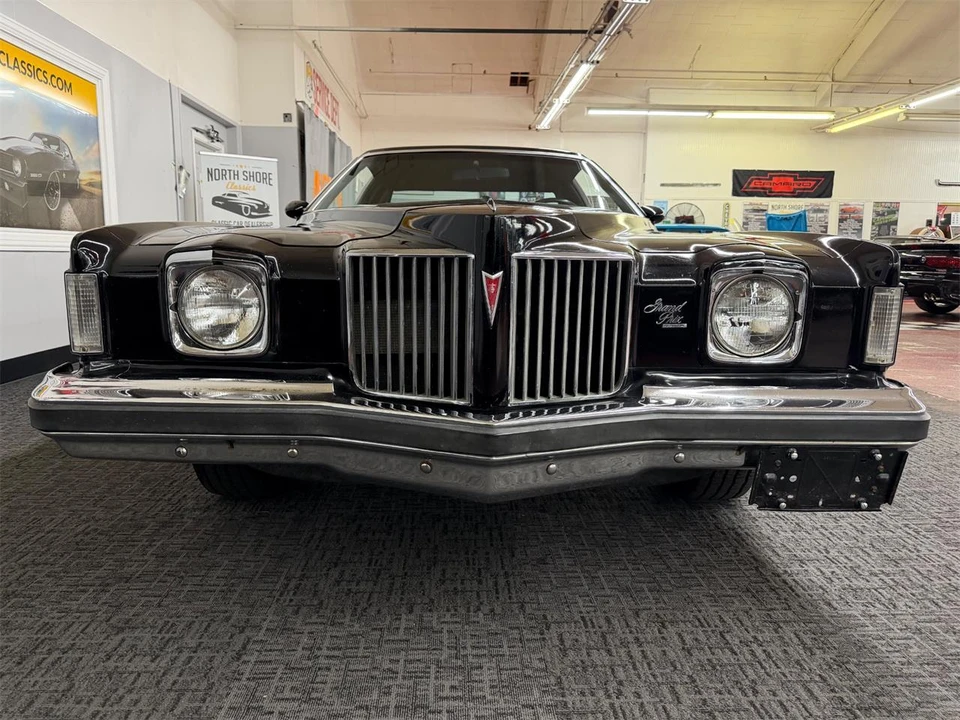 1974 Pontiac Grand Prix 3rd+ Gen - Image 6 of 31