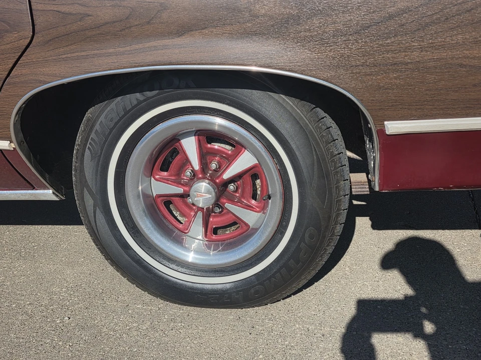 1974 Pontiac Safari - Image 9 of 31