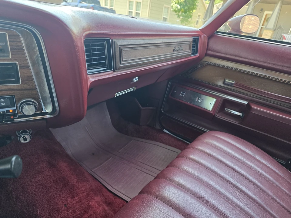 1974 Pontiac Safari - Image 23 of 31