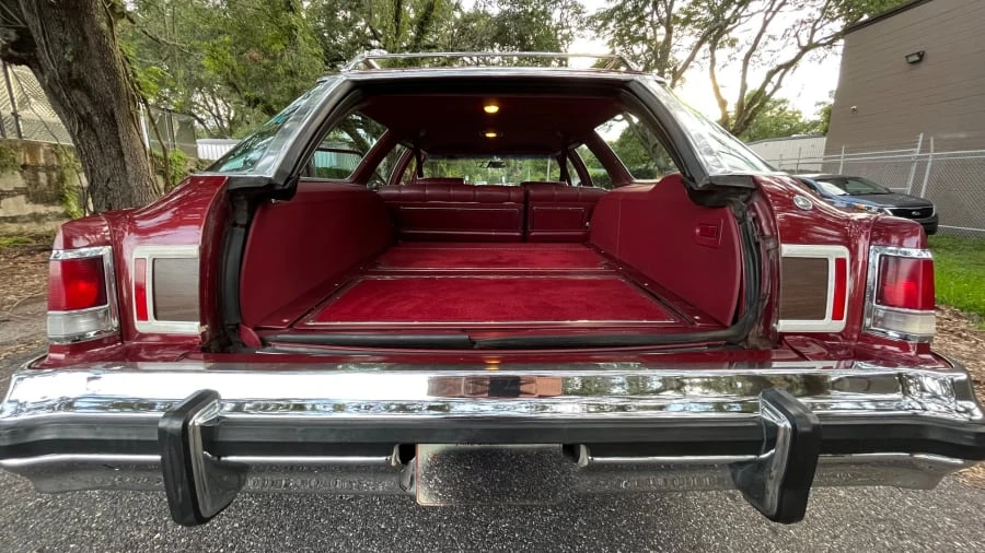 1974 Pontiac Grand Ville - Image 19 of 23