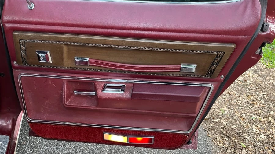 1974 Pontiac Grand Ville - Image 7 of 23