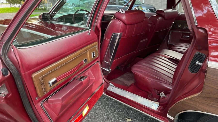 1974 Pontiac Grand Ville - Image 13 of 23
