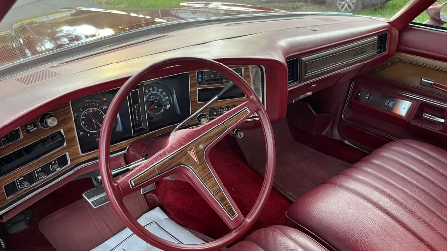 1974 Pontiac Grand Ville - Image 15 of 23