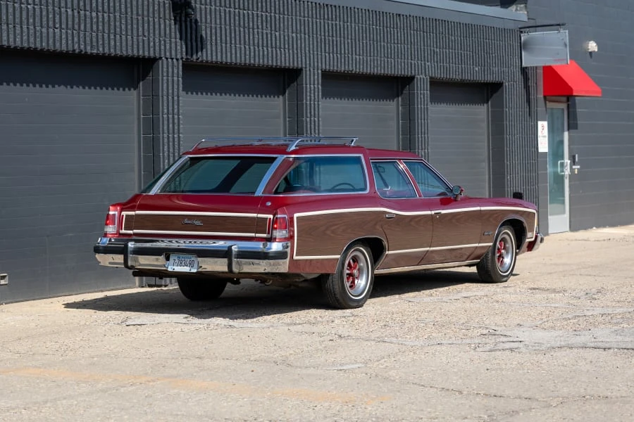 1974 Pontiac Safari - Image 3 of 25