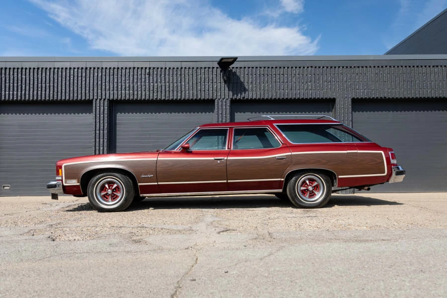 1974 Pontiac Safari - Image 13 of 25