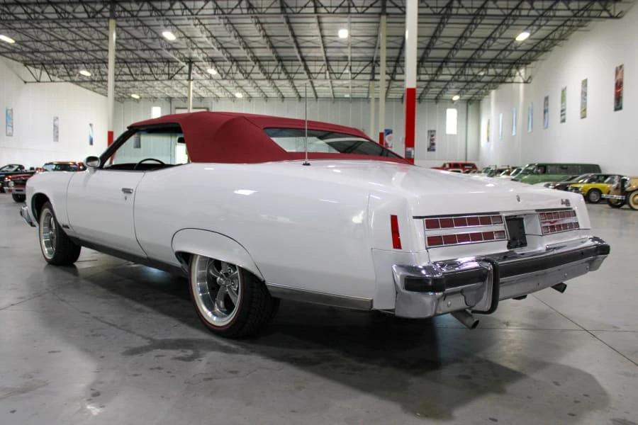 1974 Pontiac Grand Ville - Image 16 of 31