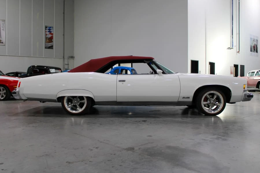 1974 Pontiac Grand Ville - Image 9 of 31