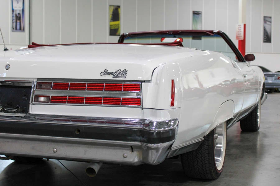 1974 Pontiac Grand Ville - Image 30 of 31