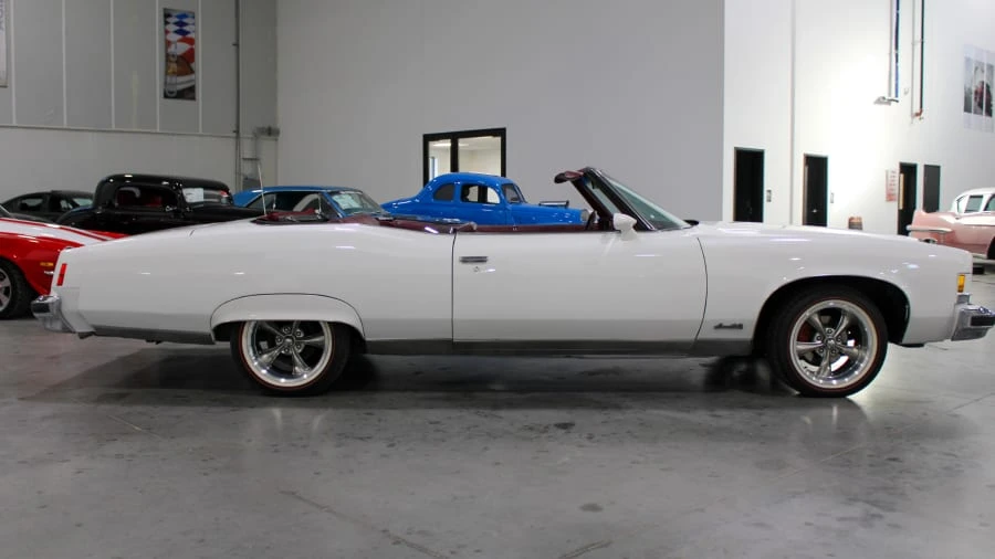 1974 Pontiac Grand Ville - Image 12 of 31
