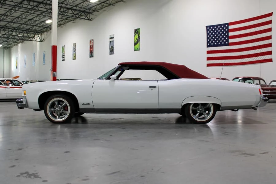 1974 Pontiac Grand Ville - Image 8 of 31