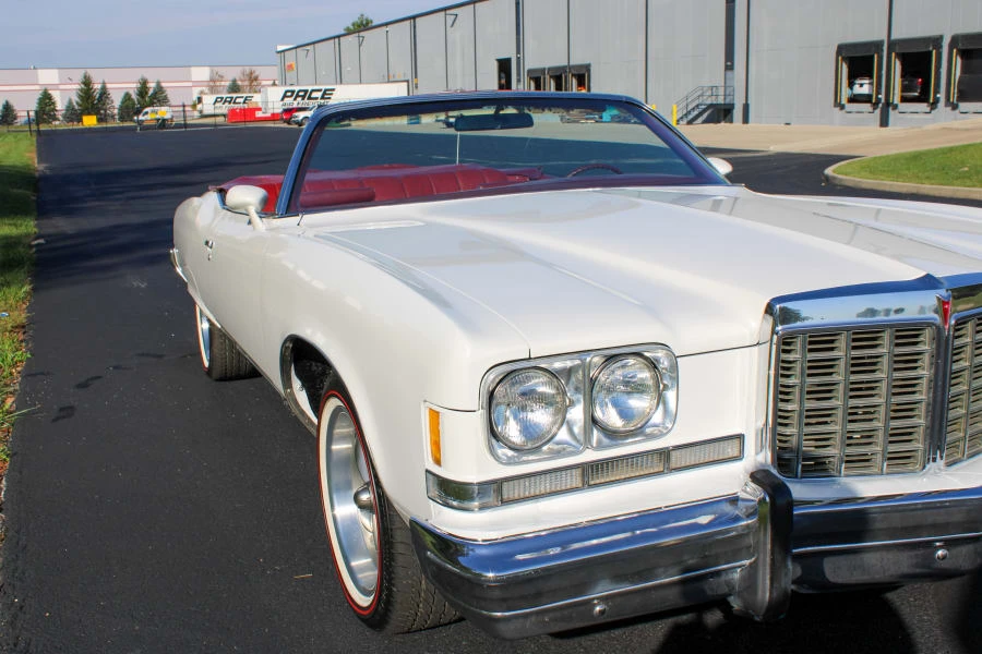 1974 Pontiac Grand Ville - Image 22 of 31