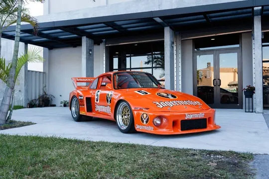 1974 Porsche 911 935 Tribute