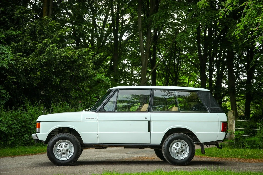 1974 Land Rover Range Rover Classic - Image 9 of 30