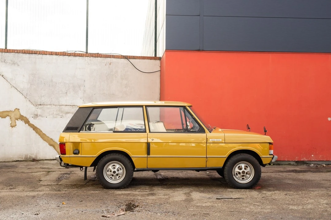 1974 Land Rover Range Rover Classic - Image 13 of 30