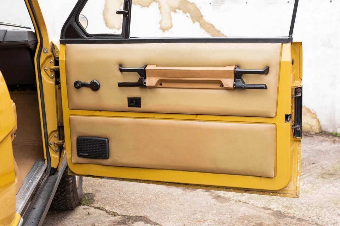 1974 Land Rover Range Rover Classic - Image 29 of 30