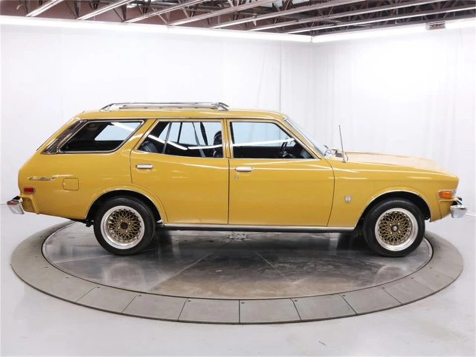 1974 Toyota Corona 5th Gen - Image 7 of 31