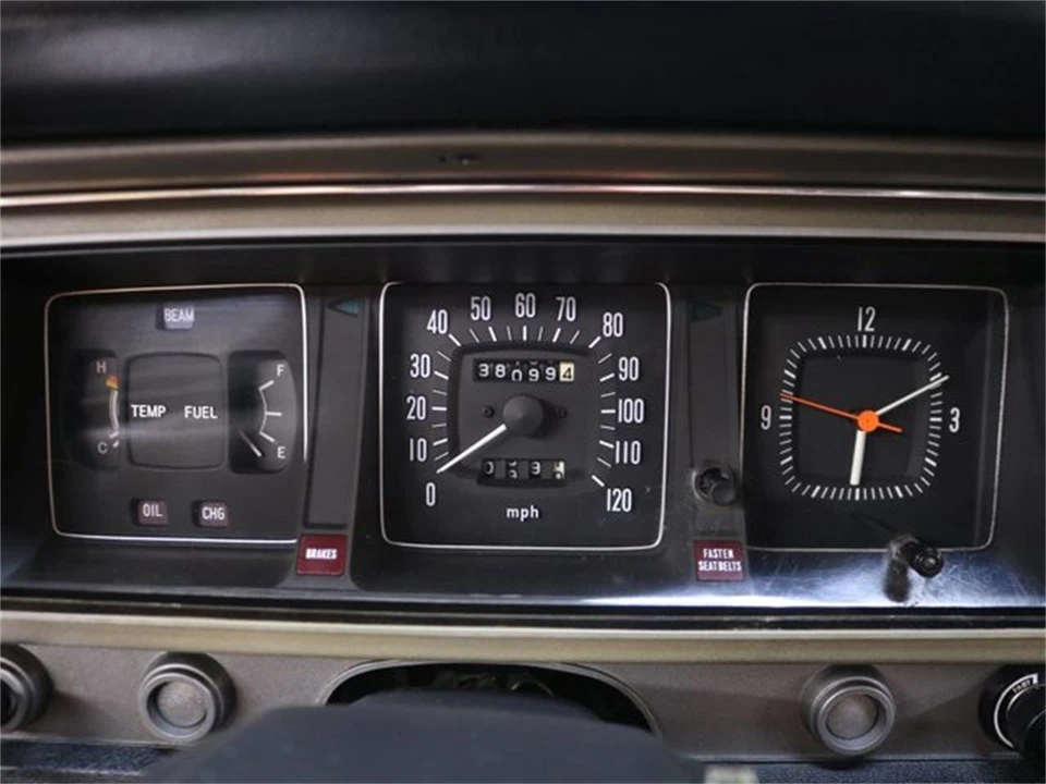 1974 Toyota Corona 5th Gen - Image 10 of 31