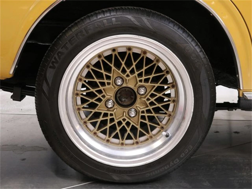 1974 Toyota Corona 5th Gen - Image 29 of 31