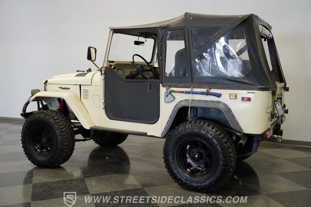 1974 Toyota J40 Land Cruiser - Image 9 of 31