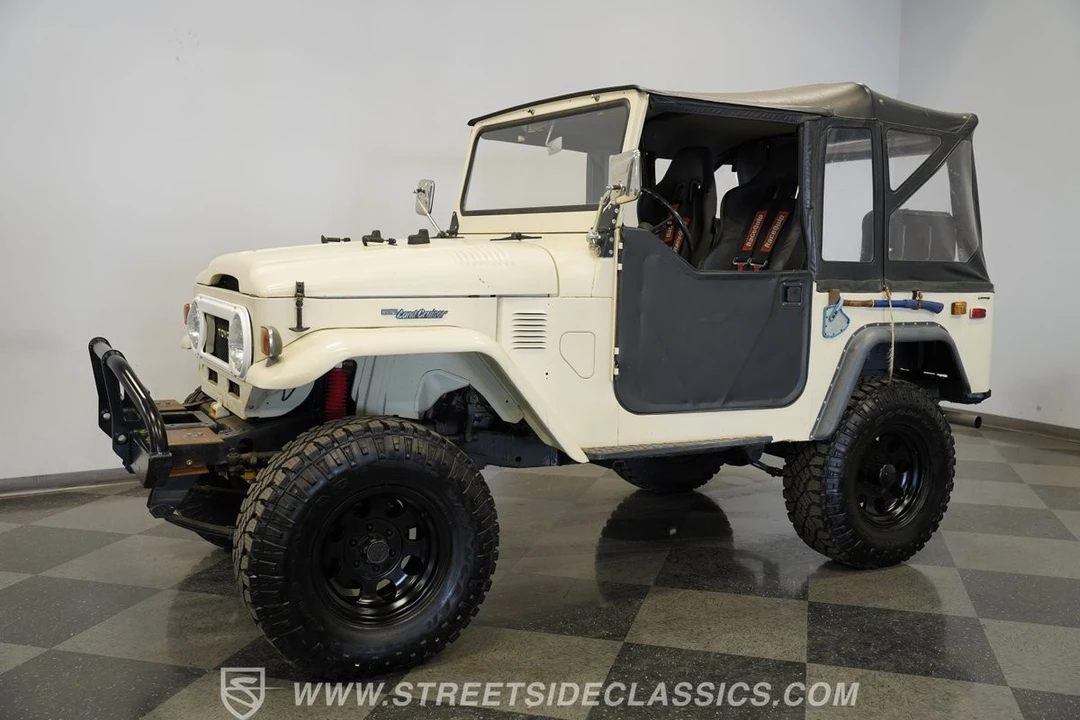 1974 Toyota J40 Land Cruiser - Image 7 of 31