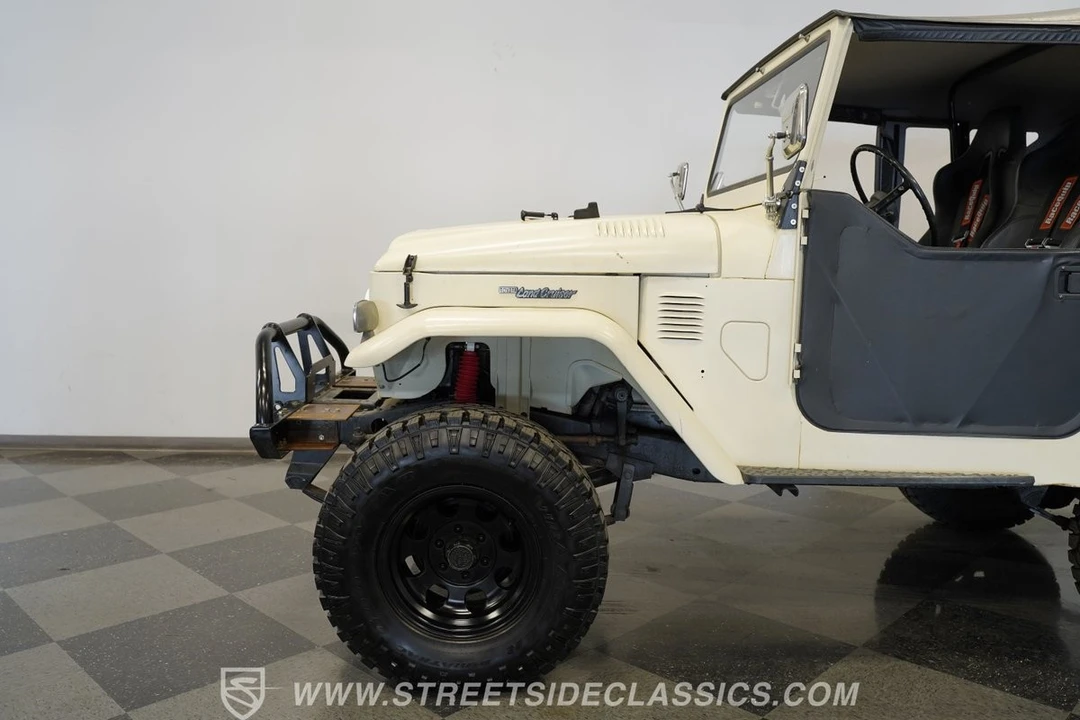 1974 Toyota J40 Land Cruiser - Image 24 of 31
