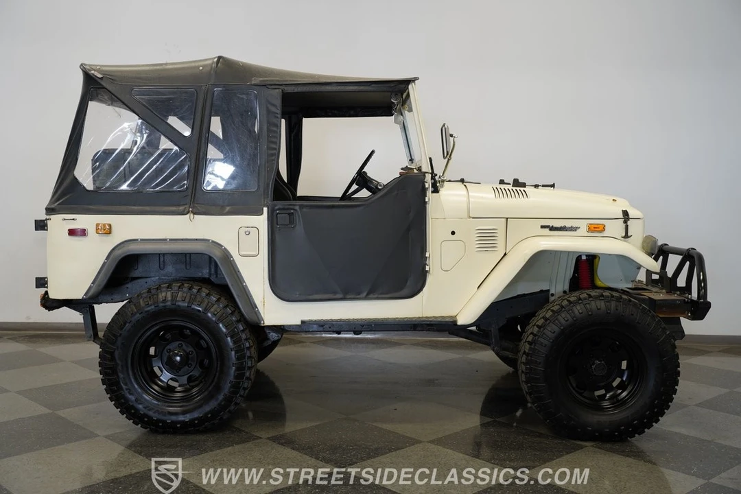 1974 Toyota J40 Land Cruiser - Image 15 of 31