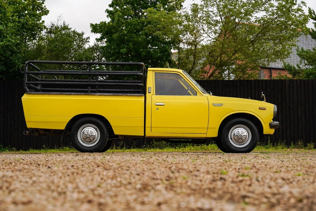 1974 Toyota Hilux 2nd Gen - Image 17 of 30