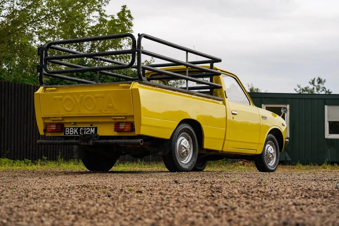 1974 Toyota Hilux 2nd Gen - Image 19 of 30