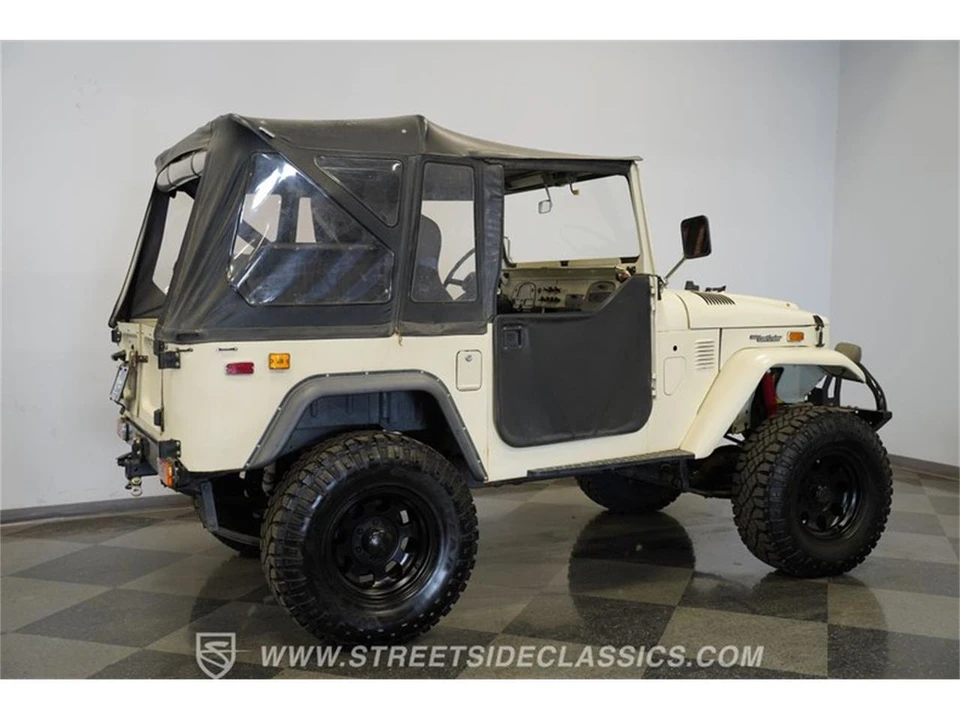 1974 Toyota J40 Land Cruiser - Image 13 of 31