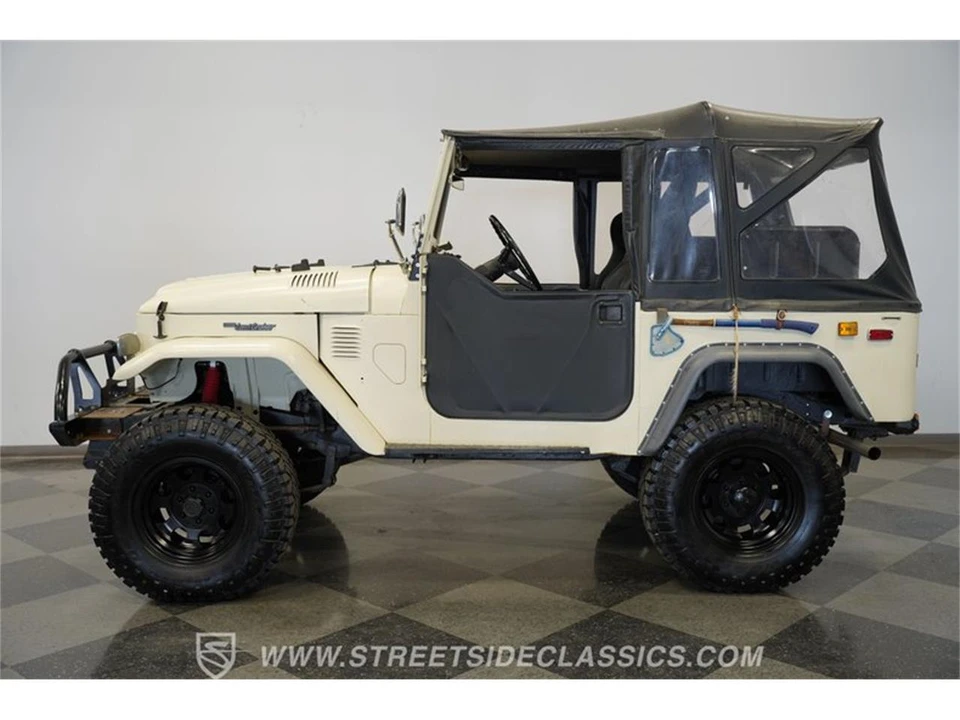 1974 Toyota J40 Land Cruiser - Image 2 of 31