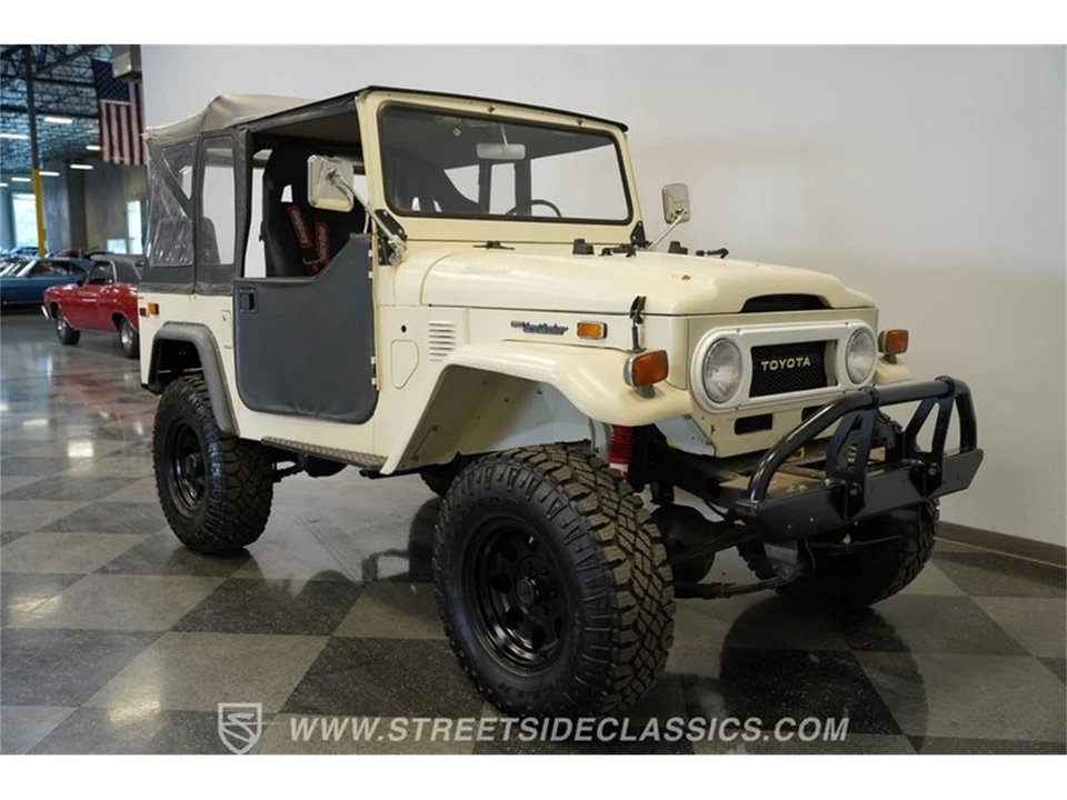 1974 Toyota J40 Land Cruiser - Image 16 of 31