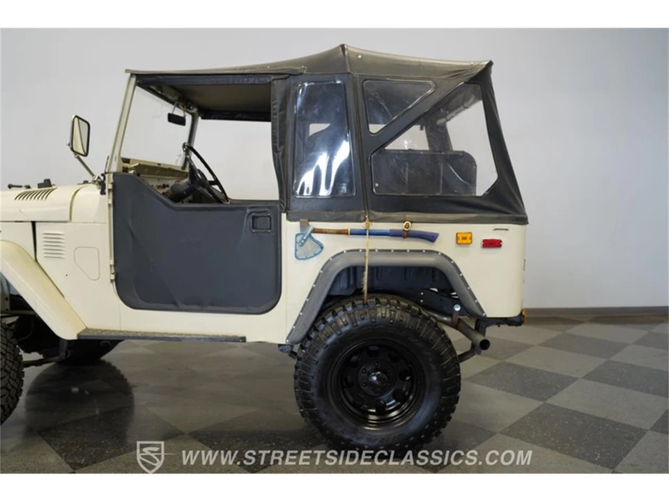 1974 Toyota J40 Land Cruiser - Image 24 of 31